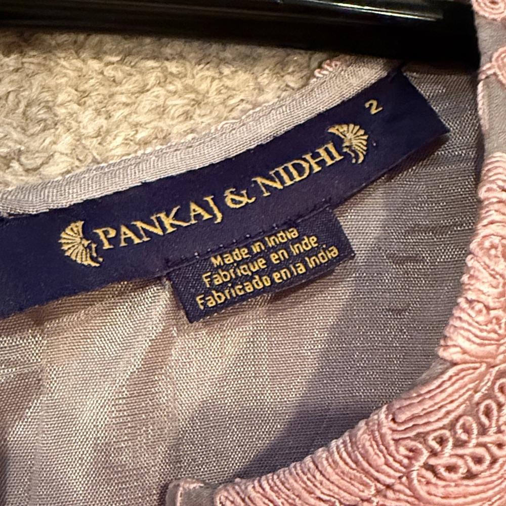 Beautiful embroidered Pink Floral Dress (Anthropologie) by Pankaj & Nidhi. - Picture 4 of 10
